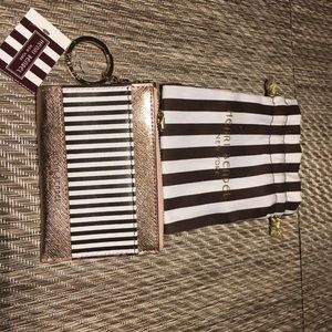 New Henri Bendel Card/coin holder with keyring